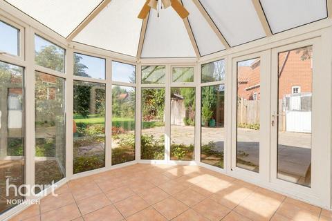 3 bedroom end of terrace house for sale, Burges Road, Norwich
