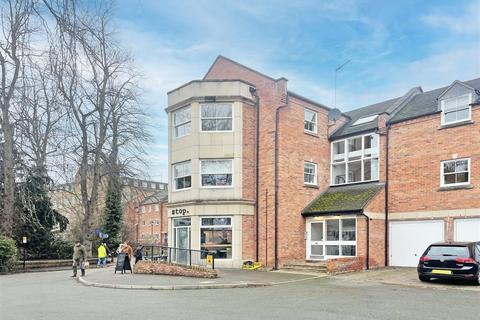 2 bedroom apartment to rent, St Julians Crescent, Shrewsbury