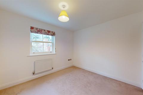 2 bedroom apartment to rent, St Julians Crescent, Shrewsbury