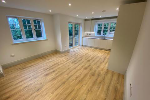 2 bedroom flat to rent, The Heights, Cumnor Hill, Oxford