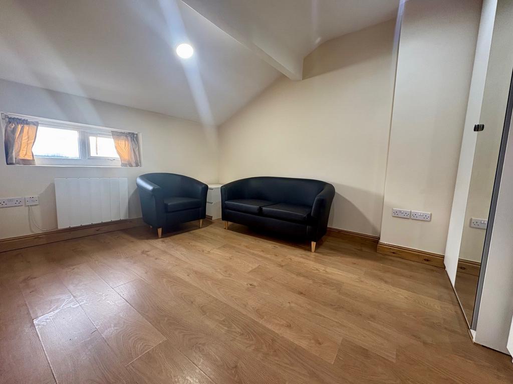 Apartment in BIRMINGHAM - View 5