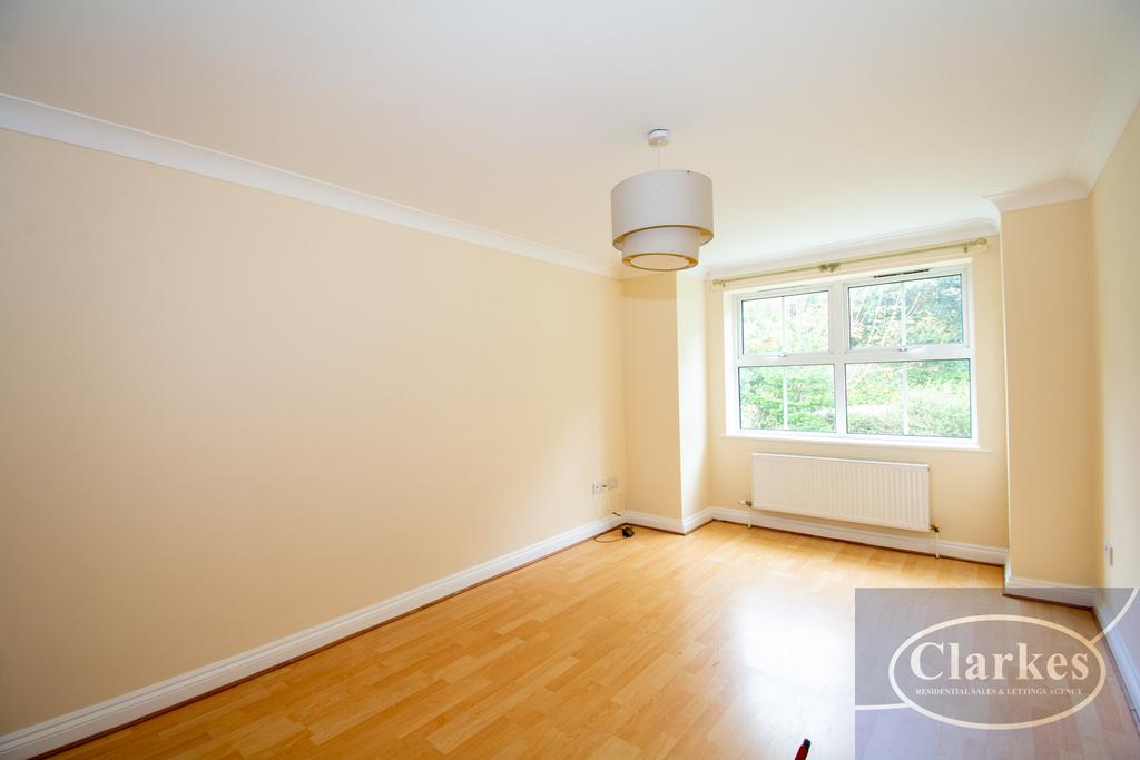 Apartment in Bournemouth - View 2