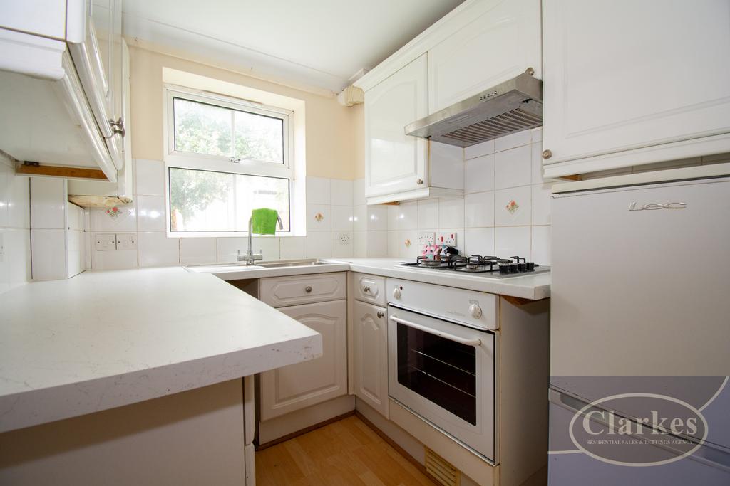 Apartment in Bournemouth - More