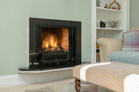 4 bedroom bungalow for sale, Duddingston View, Duddingston, Edinburgh, EH15