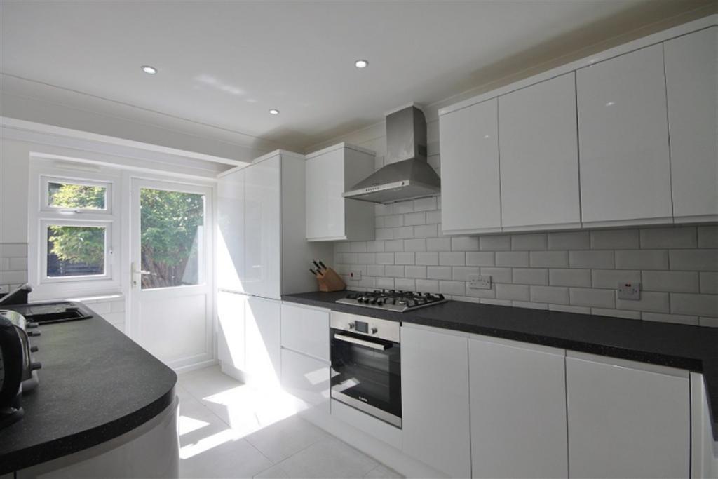 House in Oxford, Cumnor Hill, Cumnor - View 2