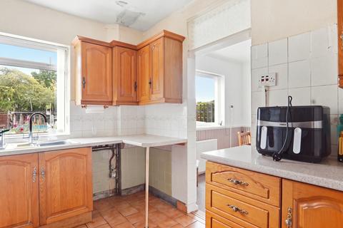 3 bedroom semi-detached house for sale, Little Avenue, York, YO30