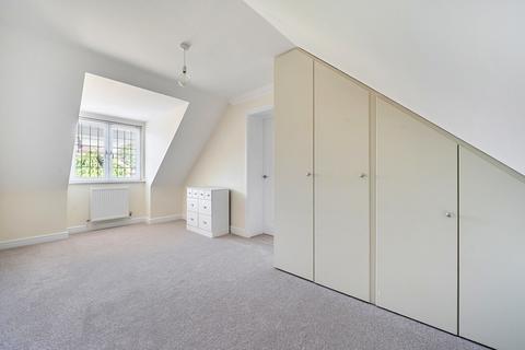 3 bedroom link detached house for sale, Yeoman Court, Wokingham RG40