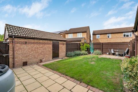 3 bedroom detached house for sale, Willow Drive, Bicester, OX26