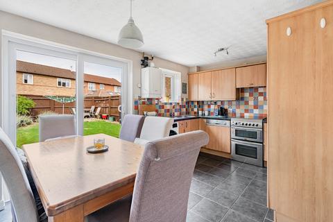 3 bedroom detached house for sale, Willow Drive, Bicester, OX26