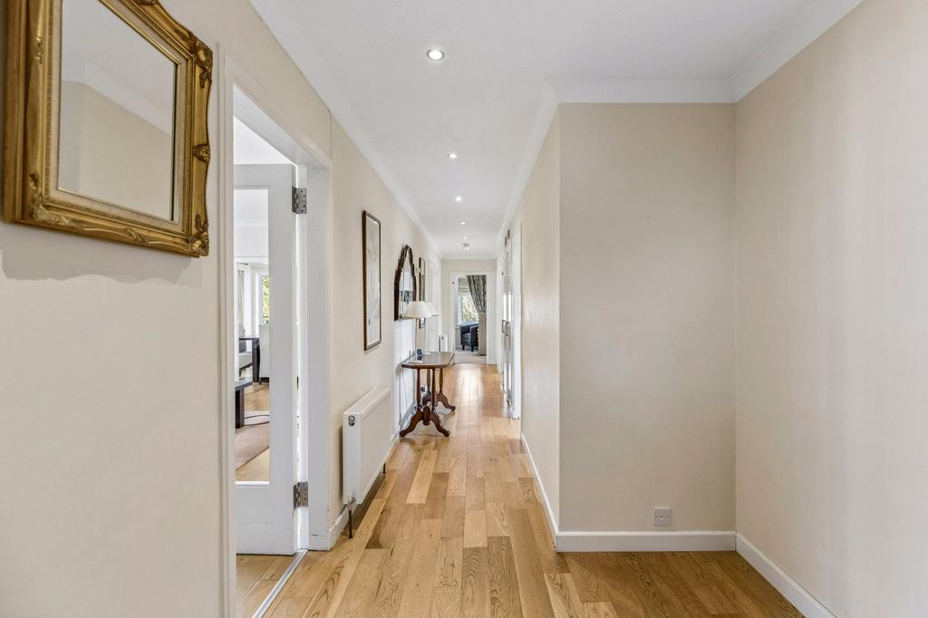 Apartment in Glasgow - View 4