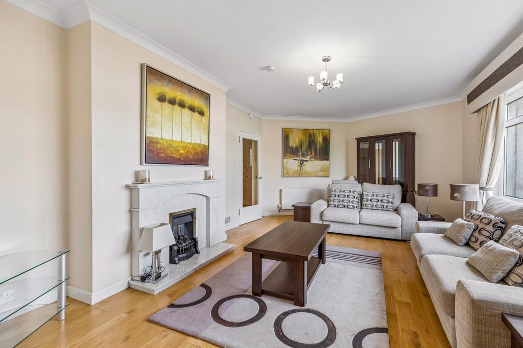 Apartment in Glasgow - More