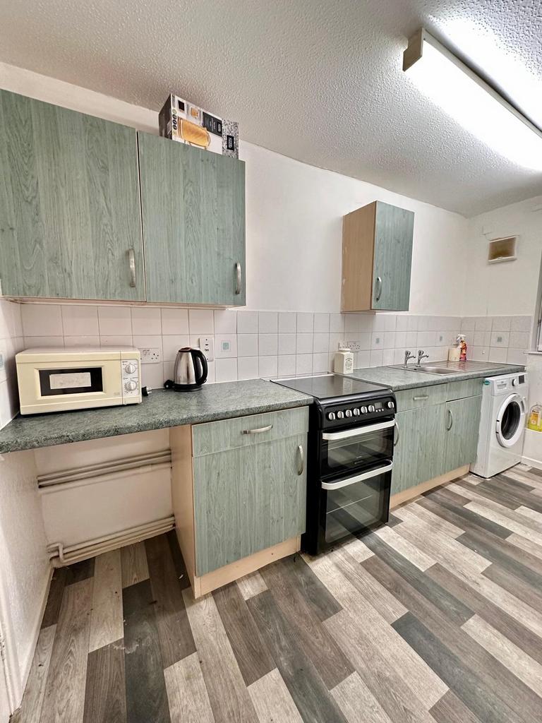 Apartment in Manchester - View 5