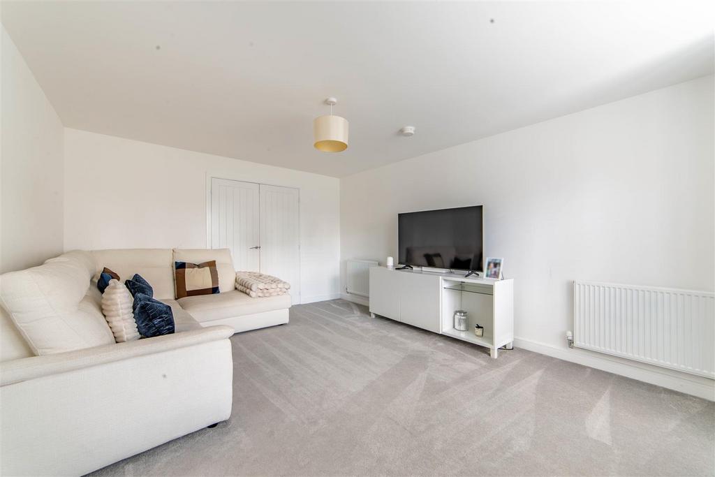 House in Newcastle Upon Tyne - View 3