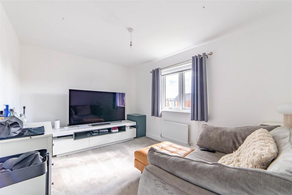 House in Newcastle Upon Tyne - View 4