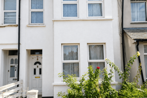 3 bedroom terraced house for sale, Byron Road, Harrow Wealdstone, Middlesex HA3