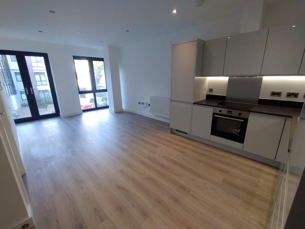 Apartment in Solihull - View 2