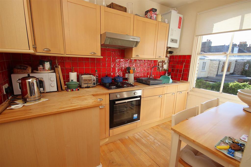Apartment in Cambridge - View 5