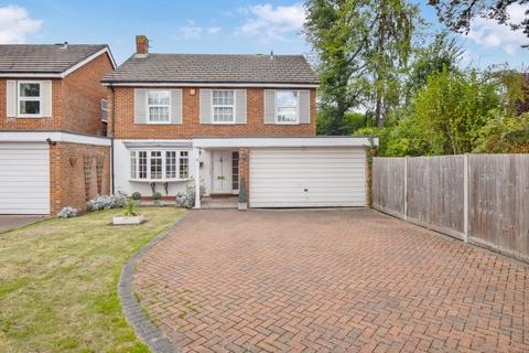 4 bedroom link detached house for sale, Barrow Point Avenue, Pinner Village