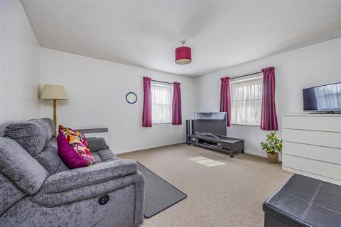 1 bedroom flat for sale, St. Marys Road, Portsmouth PO3
