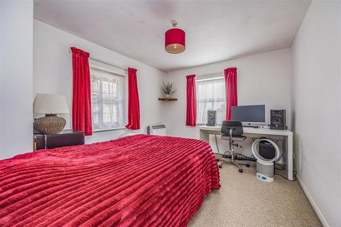 1 bedroom flat for sale, St. Marys Road, Portsmouth PO3