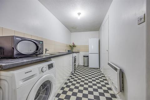 1 bedroom flat for sale, St. Marys Road, Portsmouth PO3