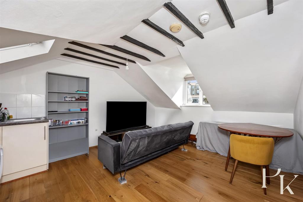 Apartment in Brighton - View 3
