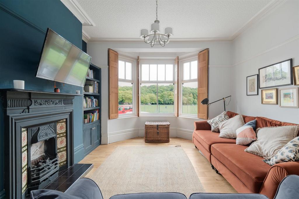 House in Endcliffe Park - View 5