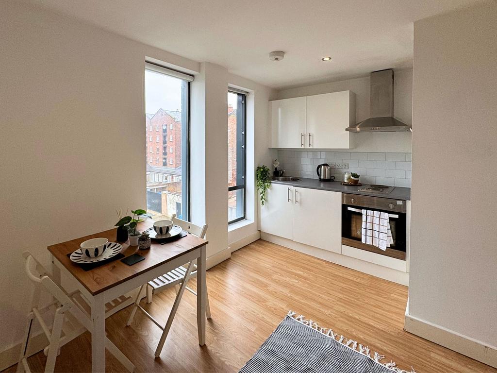 Apartment in Liverpool - View 2