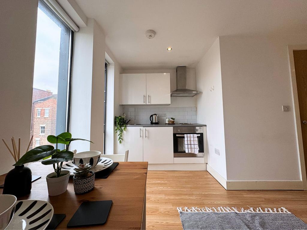 Apartment in Liverpool - View 4