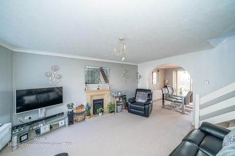 4 bedroom detached house for sale, Bond Way, Cannock WS12