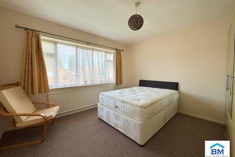 2 bedroom bungalow for sale, Hemington Road, Leicester LE5