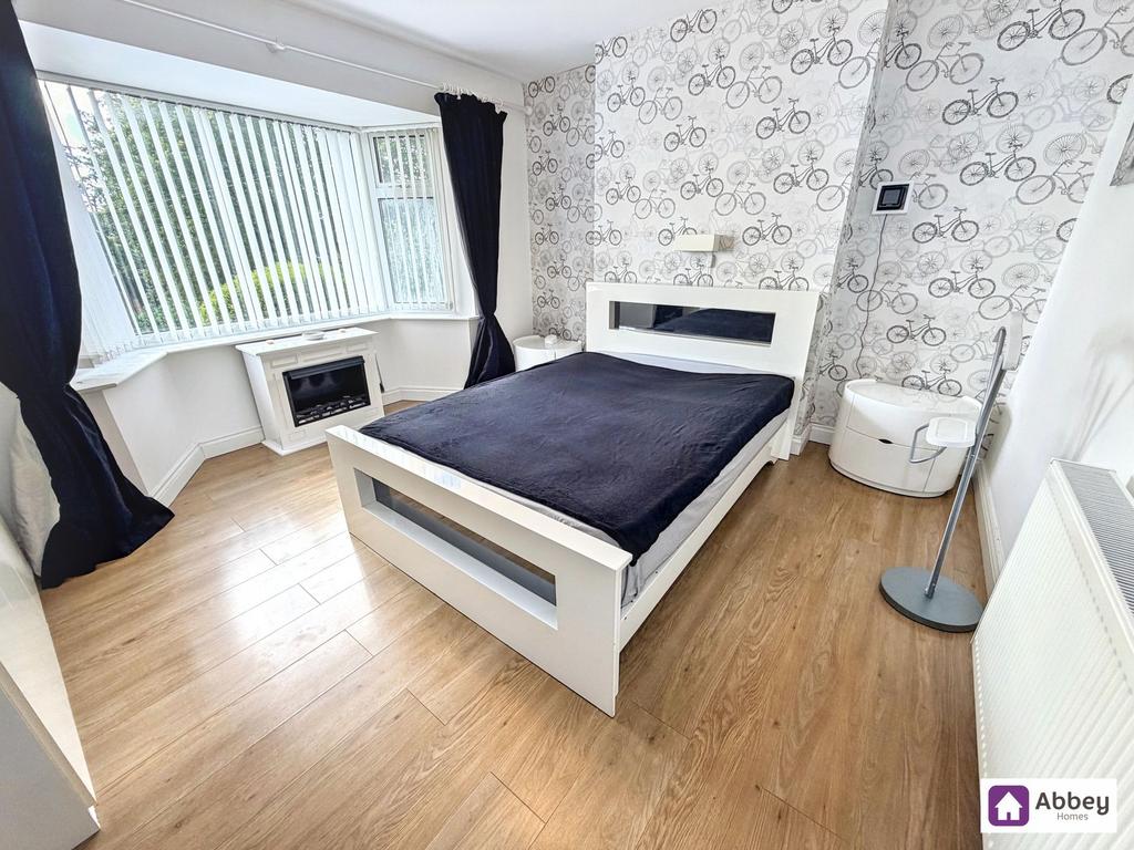 House in Leicester - More