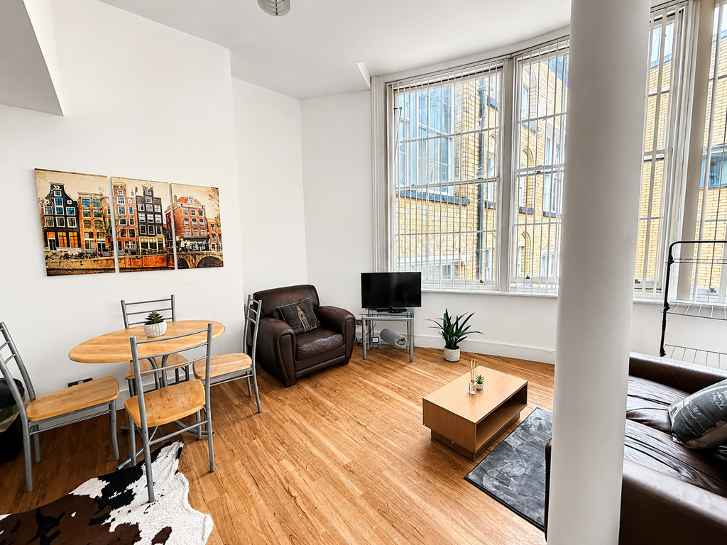 Apartment in Liverpool - View 3
