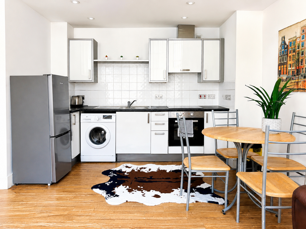 Apartment in Liverpool - View 4