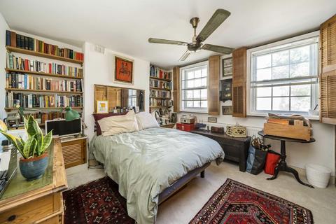 2 bedroom end of terrace house for sale, Leighton Road, London NW5