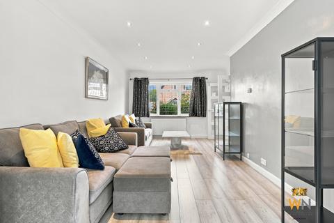 3 bedroom end of terrace house for sale, Wainwright Avenue, Hutton CM13