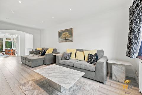3 bedroom end of terrace house for sale, Wainwright Avenue, Hutton CM13
