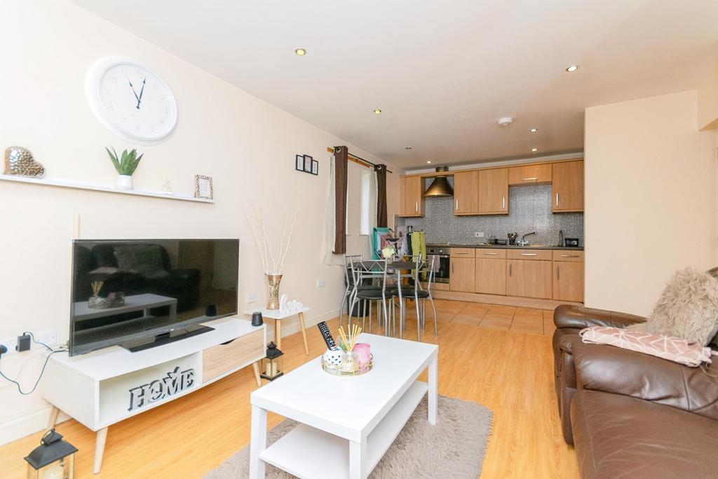Apartment in Manchester - View 3