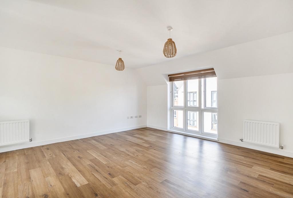 Apartment in Bristol - View 3