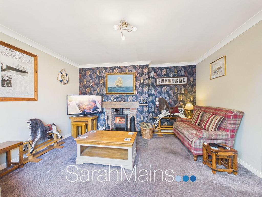 House in Newcastle Upon Tyne - View 3