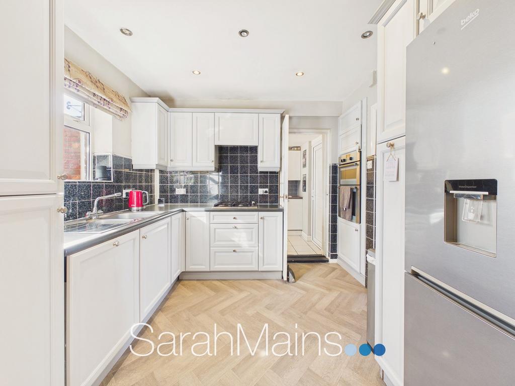House in Newcastle Upon Tyne - More