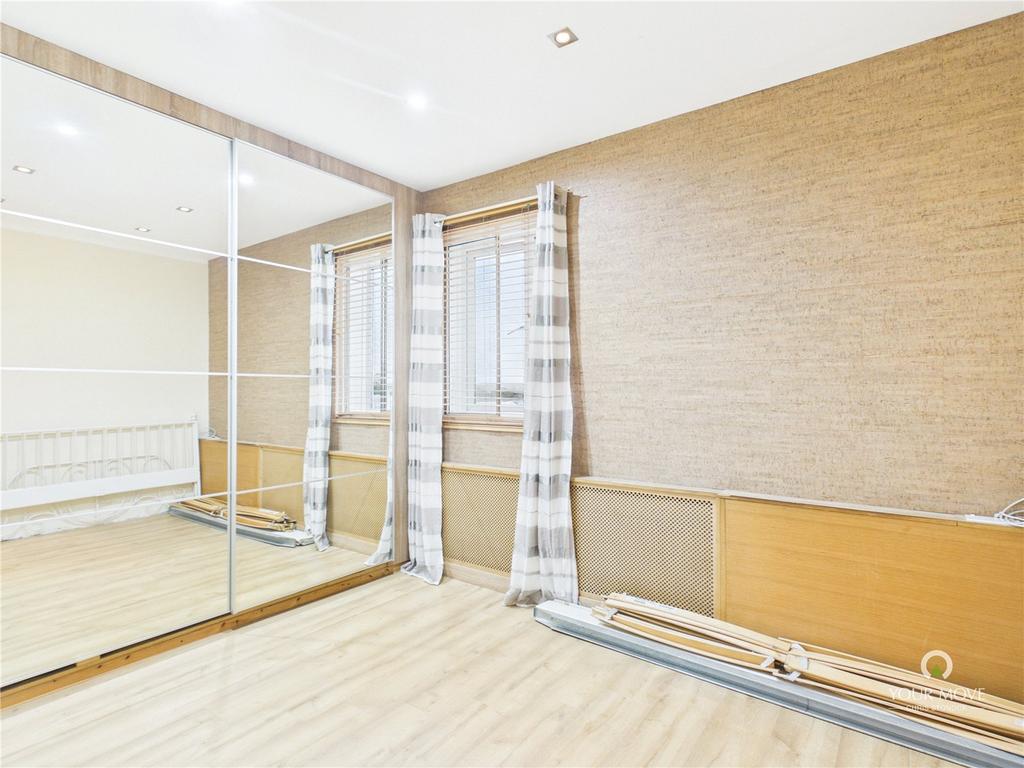 Apartment in Tyne and Wear - View 5