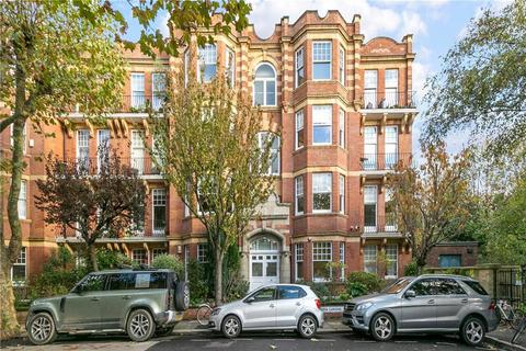 3 bedroom flat to rent, Riverview Gardens, London SW13