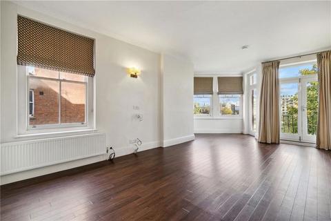 3 bedroom flat to rent, Riverview Gardens, London SW13