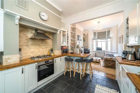 1 bedroom flat for sale, Dalyell Road, London SW9