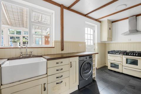 undefined, Poplar Road, Leatherhead, KT22