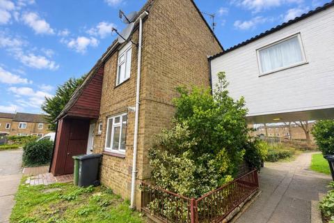 3 bedroom terraced house to rent, Howland, Orton Goldhay, Peterborough