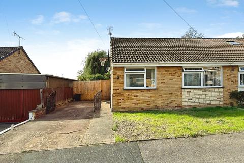 2 bedroom semi-detached bungalow for sale, Avon Close, Oadby, LE2