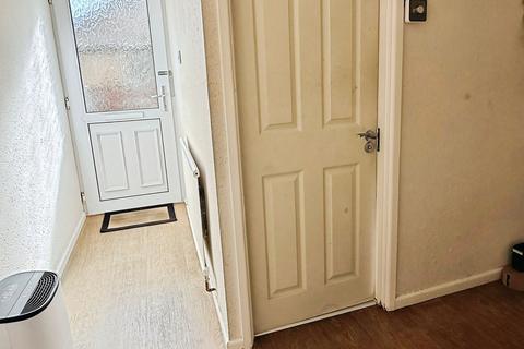 2 bedroom semi-detached bungalow for sale, Avon Close, Oadby, LE2