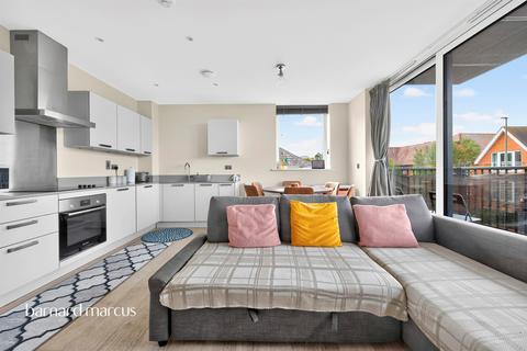 2 bedroom flat for sale, East Street, Epsom